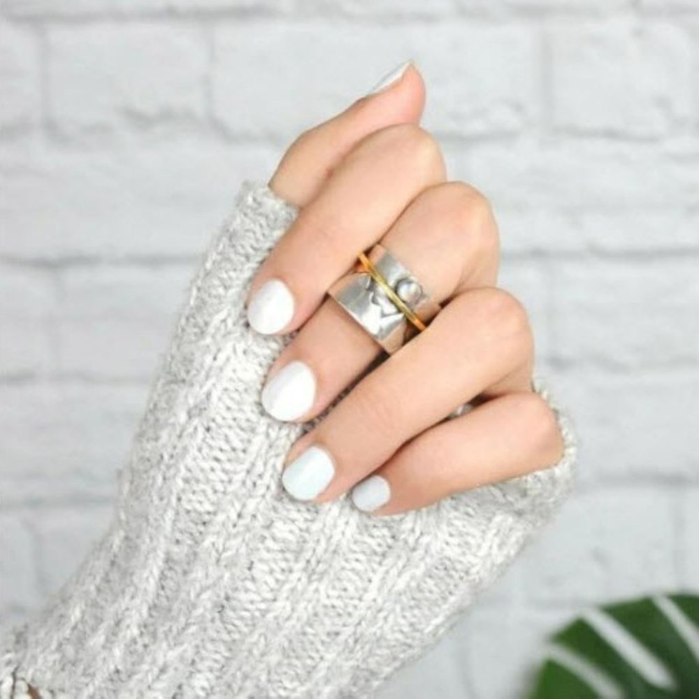 Womans Wide Band Fidget-Anxiety-Spinner Ring - Mountain Scene with Moonstone Moo